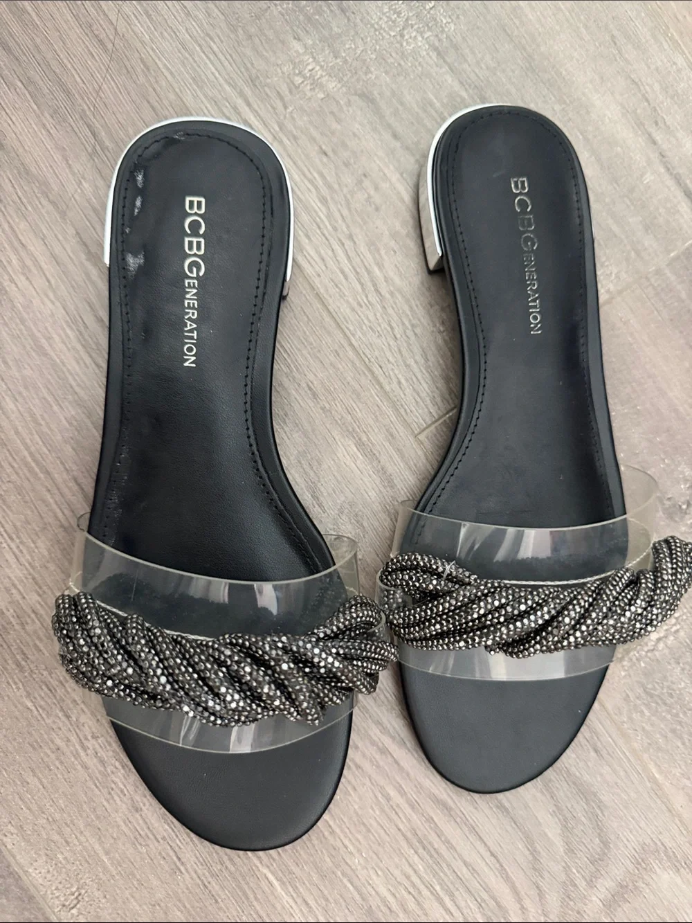 BCBGeneration Black and White Braided Slide Sandals size 7